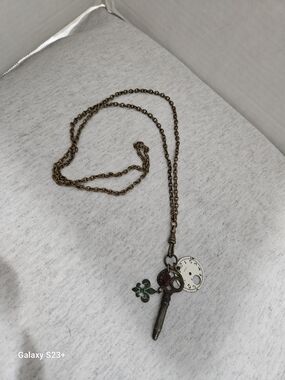 Vintage-Inspired Bronze Key Pendant Necklace with Green Accent